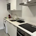 Tesoro Galeon 아파트 *